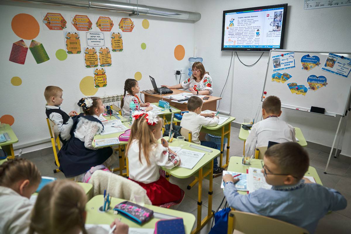 У Харкові відкрили школу в протирадіаційному укритті image