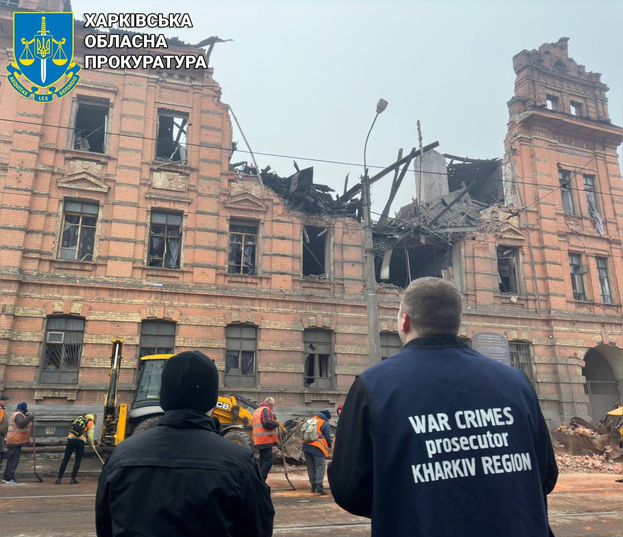 У Харкові під час нічної атаки росіяни знищили будівлю столітнього коледжу  image
