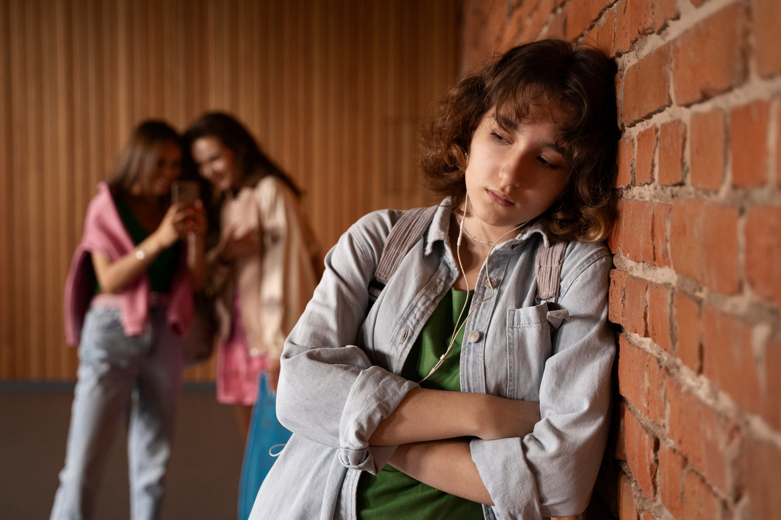 Майже 10% українських школярів страждають від постійного булінгу у закладах освіти - PISA image