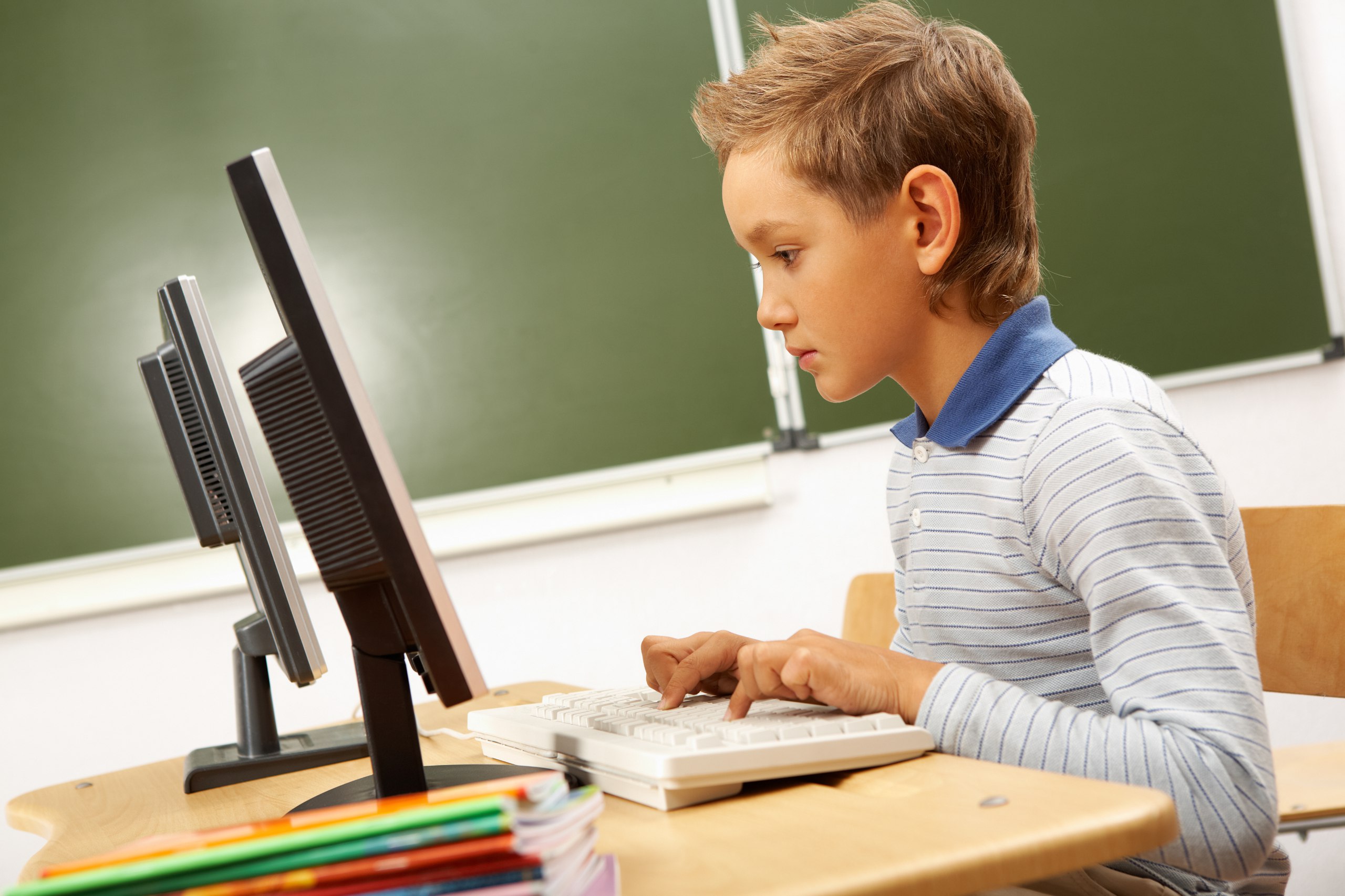 Цифрова освіта у школах: у ЄС схвалили загальні рекомендації  image